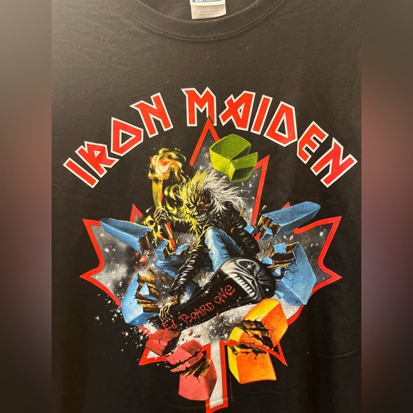 Iron Maiden Graphic 2010 Concert Band tee - Picture 4 of 8